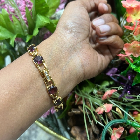 Amethyst Purple 8mm Crystal Swarovski 7" Gold tone Tennis Bracelet - Picture 11 of 12